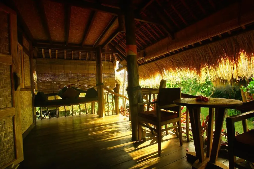 Flower Bud Bungalow Balangan Jimbaran Indonésie